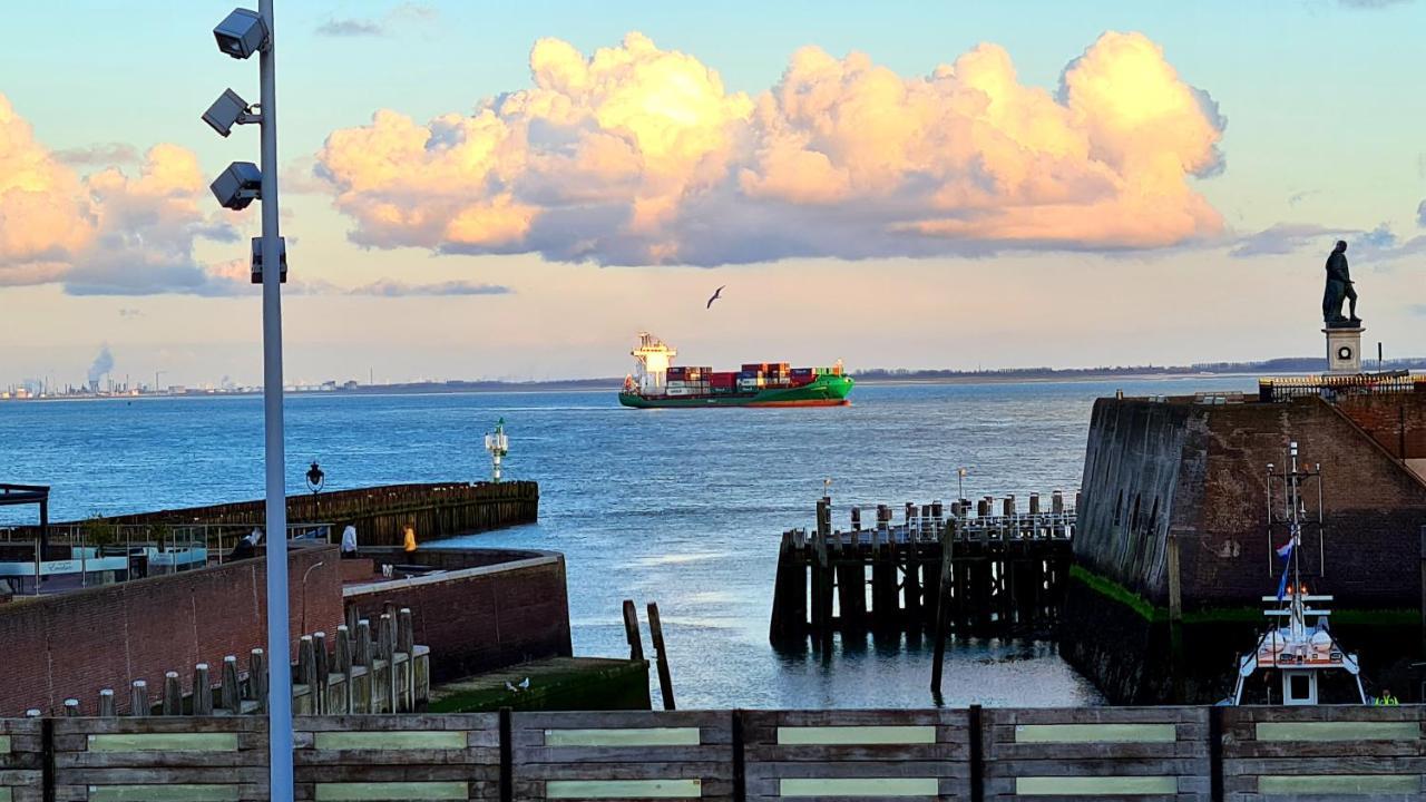 Rijksmonument Havenzicht, Met Zeezicht, Ligging Direct Aan Zee En Centrum Vlissingen Bagian luar foto